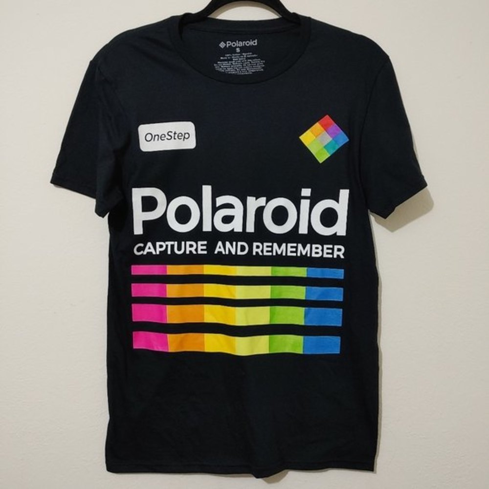 Polaroid Camera Capture Remember Graphic Tee Black Size Small D01-0074